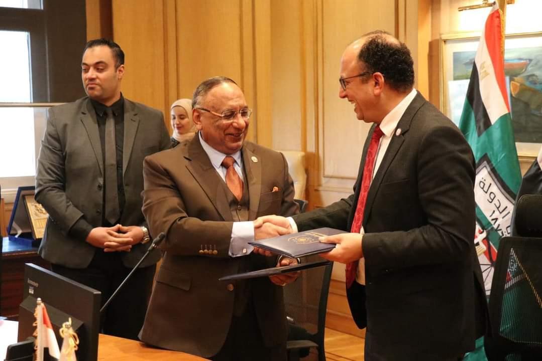 هيئة قضايا الدولة توقع برتوكول تعاون مع جامعة حلوان لتعزيز التعاون المشترك