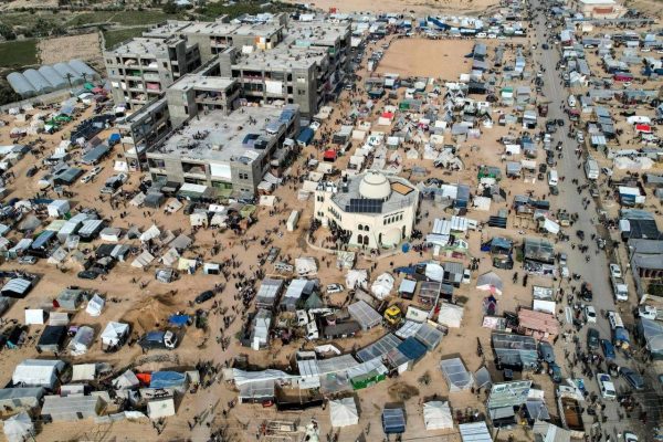 طيران الاحتلال يستهدف شارع غزة القديم شمال القطاع