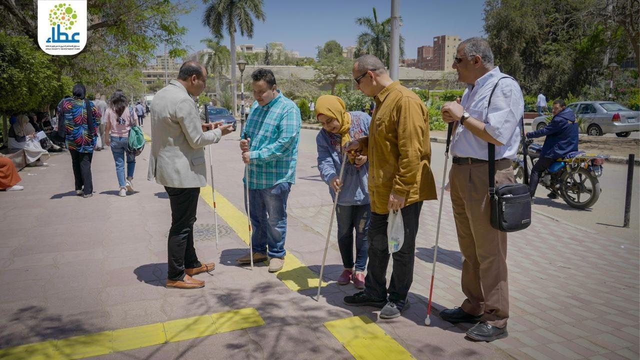 صندوق عطاء  يُحقق إنجازًا جديدًا بتركيب أول مسارات للمكفوفين في جامعة حكومية (صور)