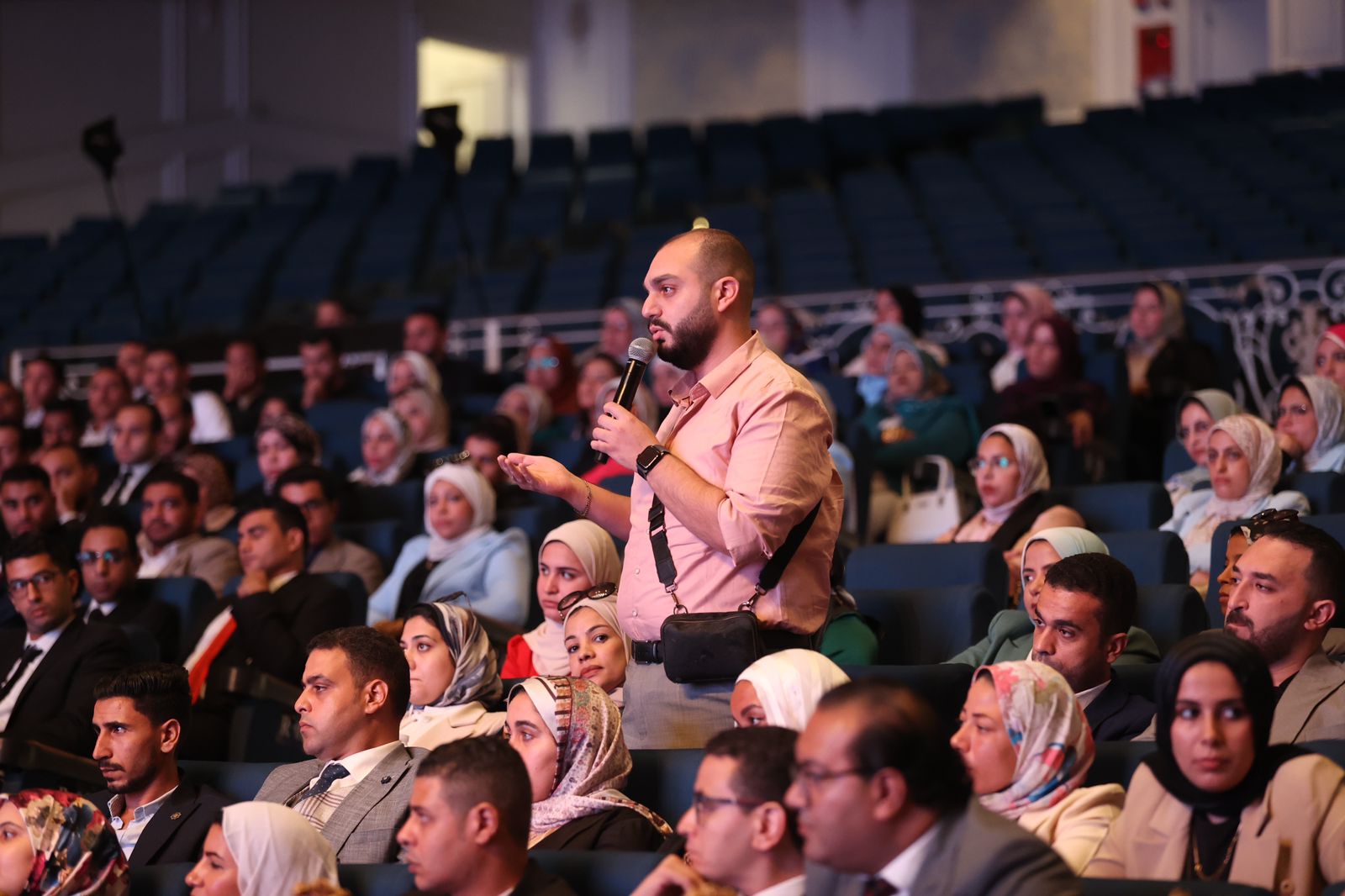 خالد عبدالغفار: مقدمو الرعاية الصحية جزء أصيل في اتخاذ القرارات المتعلقة بالمنظومة الصحية