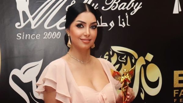 الفنانة العراقية كلوديا حنا عضو لجنة تحكيم مسابقة الفيلم العربي الطويل التي تحمل اسم " نور الشريف "