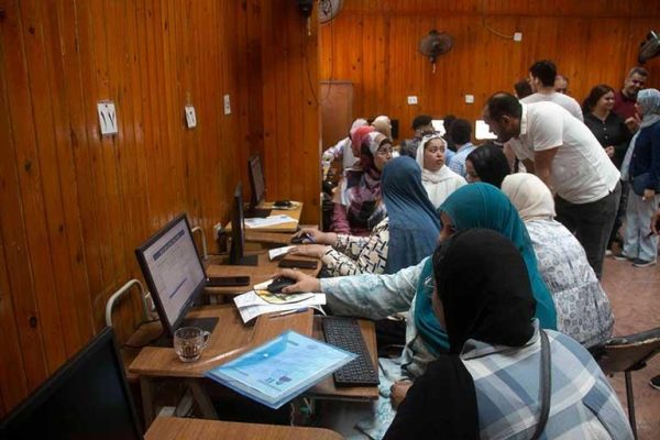 قائمة بـ157 كلية حكومية لطلاب علمي علوم ورياضة لطلاب المرحلة الثالثة