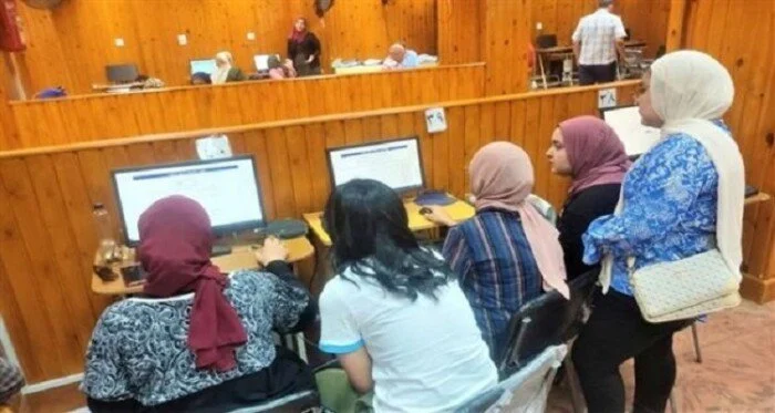 قائمة بـ157 كلية حكومية لطلاب علمي علوم ورياضة لطلاب المرحلة الثالثة