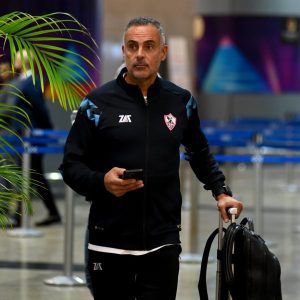 رئيس النصر الليبي يهدي الجماهير تذاكر مباراة الزمالك في اعتزال خالد حسين