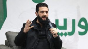 أبو محمد الجولاني ينفي ارتباط "هيئة تحرير الشام" بالإرهاب ويدعو لرفع العقوبات عن سوريا