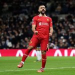 تقارير صحفية: برشلونة يضع محمد صلاح على رأس 7 صفقات مجانية