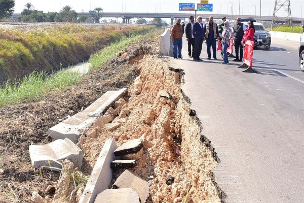 إنهيار جزئي بمحور اللواء سمير فرج بالأقصر.. صور