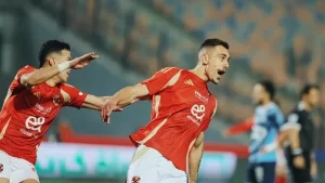 أشرف بن شرقي يسجل أول مشاركاته مع الأهلي خلال مواجهة الزمالك - 5 - سيناء الإخبارية