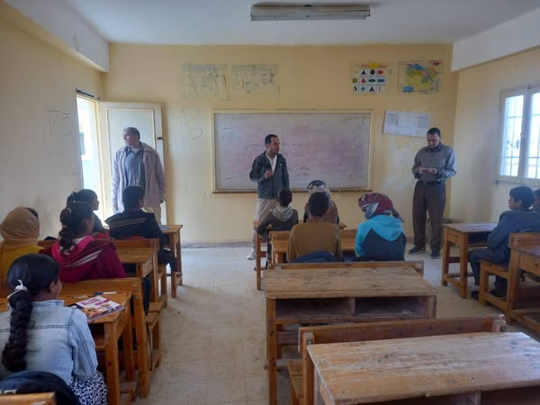 ندوة توعوية بمدرسة الجفجافة الجديدة حول حمى الضنك والبروسيلا وأهمية التطعيمات - 15 - سيناء الإخبارية