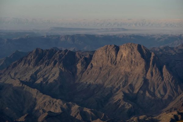 جنوب سيناء.. جنة طبيعية تجمع بين الجبال الذهبية والسواحل الفيروزية والرمال البيضاء - 115 - سيناء الإخبارية