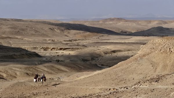 جنوب سيناء.. جنة طبيعية تجمع بين الجبال الذهبية والسواحل الفيروزية والرمال البيضاء - 99 - سيناء الإخبارية