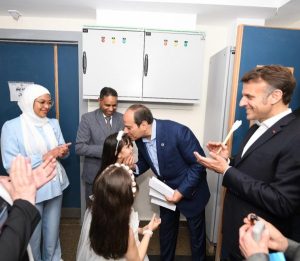 السيسي وماكرون يؤكدان من العريش ضرورة الوقف الفوري لإطلاق النار بغزة - 9 - سيناء الإخبارية