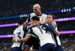 سولانكي يقود توتنهام لنصف نهائي الدوري الأوروبي ويُنعش آمال بوستيكوجلو في موسم الإنقاذ - 5 - سيناء الإخبارية