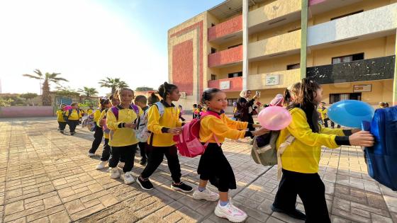 تحقيق الانضباط واستقبال للطلاب بشكل جيد في أول ساعات من بدء العام الدراسي الجديد