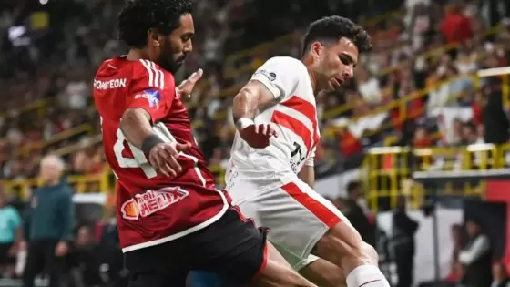 شوط أول سلبي بين الأهلي والزمالك من دون أهداف في نهائي كأس السوبر المصري