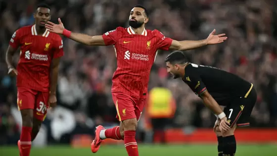 محمد صلاح يقود ليفربول للفوز على بولونيا 2 /0 ويواصل تألقه في دوري أبطال أوروبا